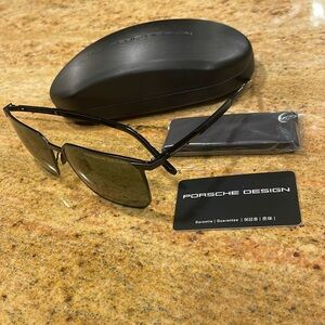 Porsche P’8976 Sunglases Black.  Titanium.  Brand new. Porsche Design. 58-16-145